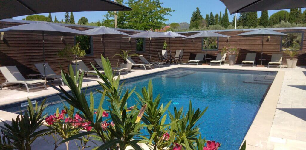 hotel fabian des baux reservation baux de provence piscine maussane les alpilles 1