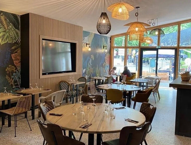 restaurant centre Fontvieille 13990